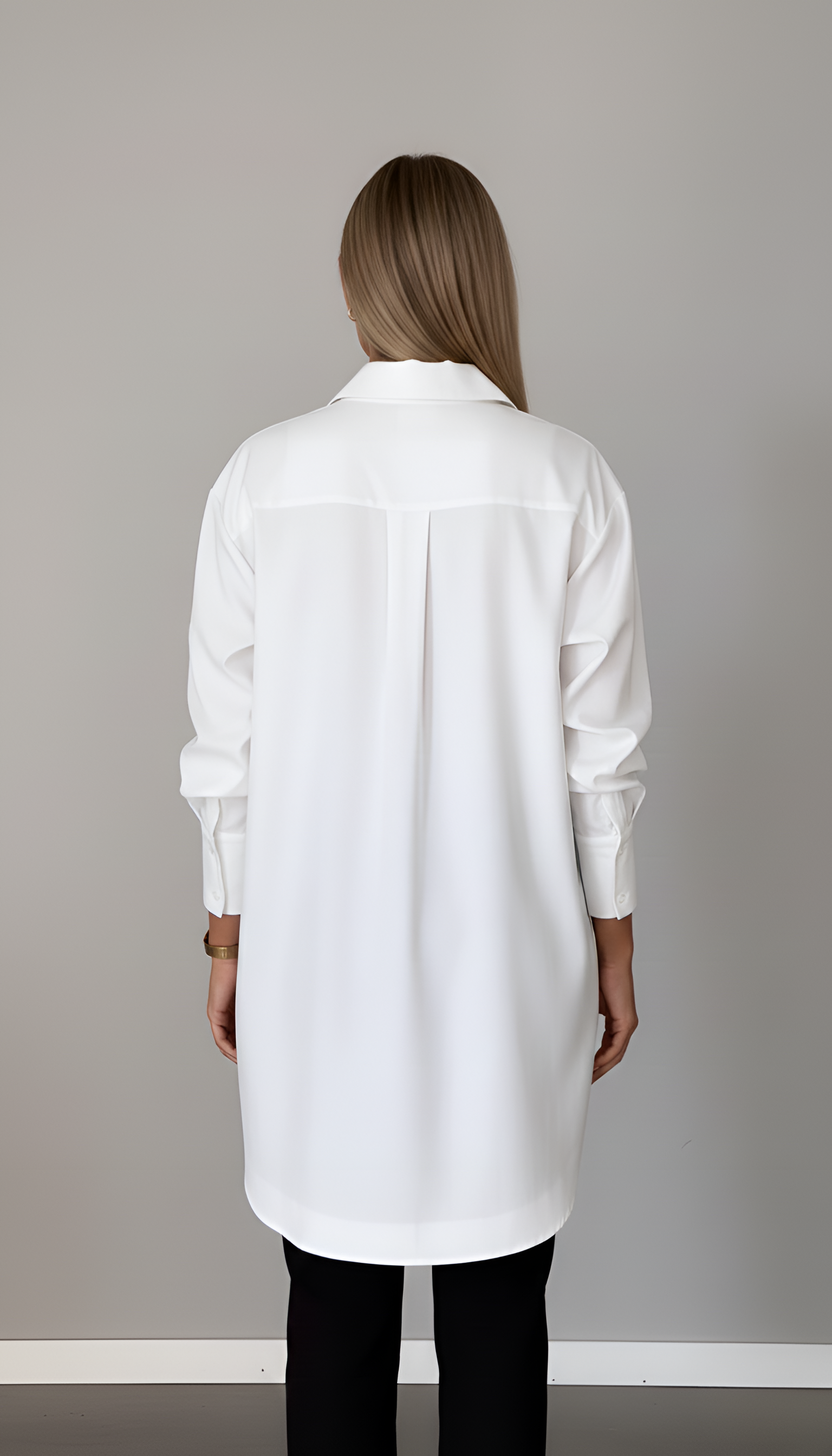 Damen Bluse im Oversized-Stil mit klassischem Kragen