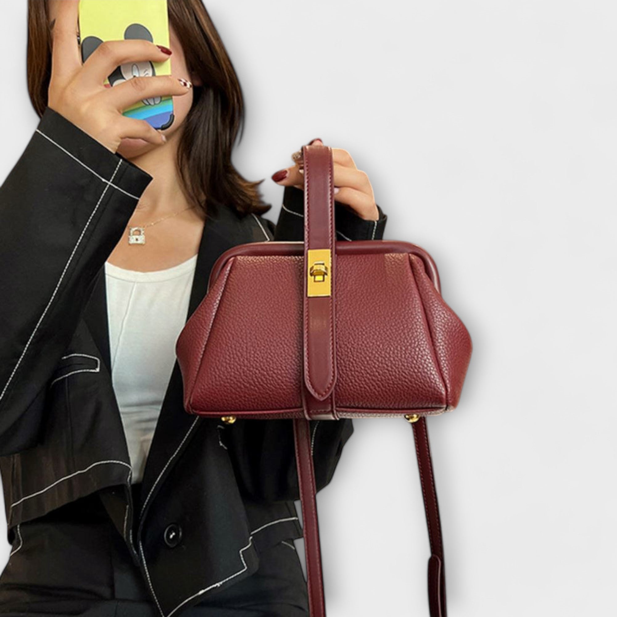 Damen Elegante Mini-Handtasche mit Kettenhenkel und festlichem Look