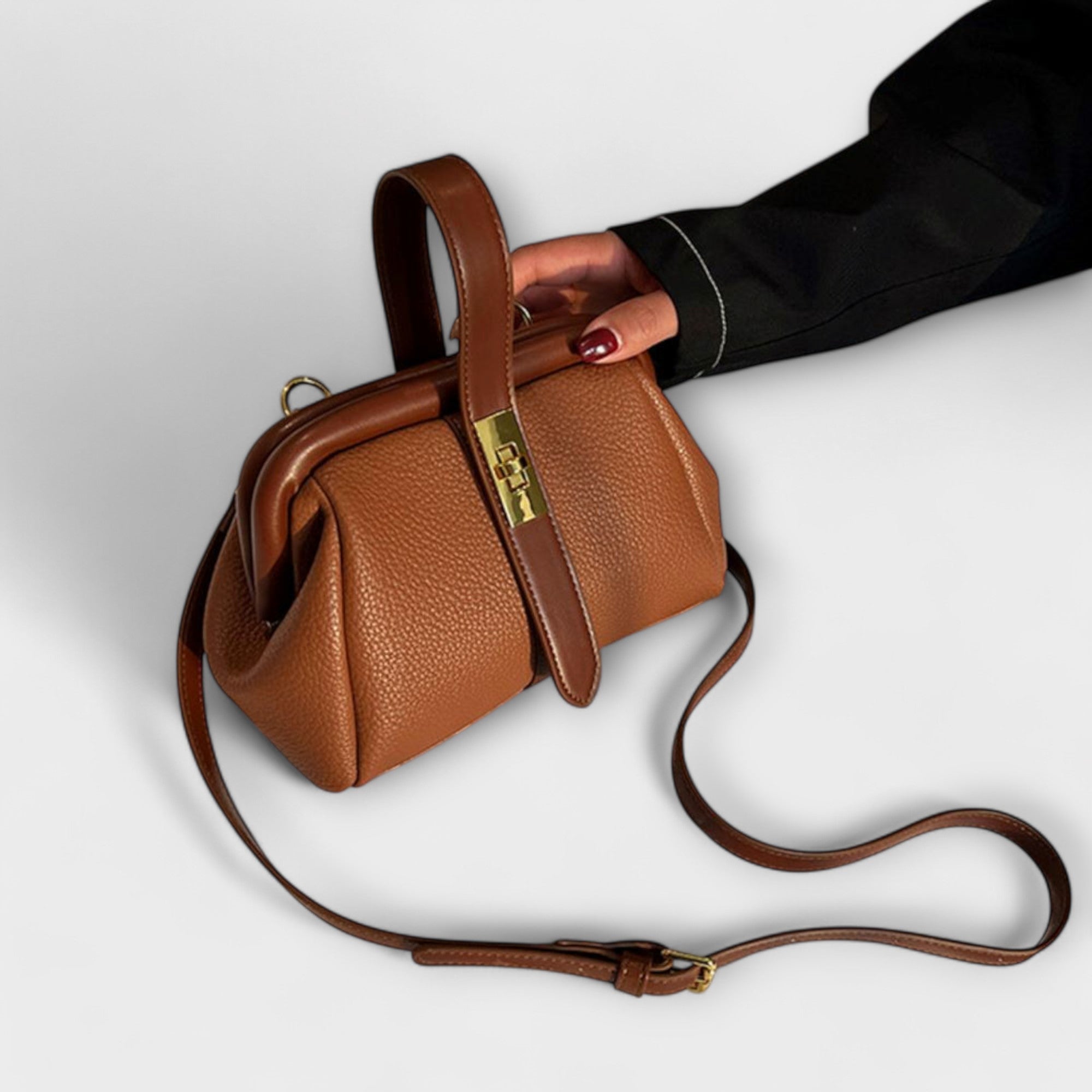 Damen Elegante Mini-Handtasche mit Kettenhenkel und festlichem Look