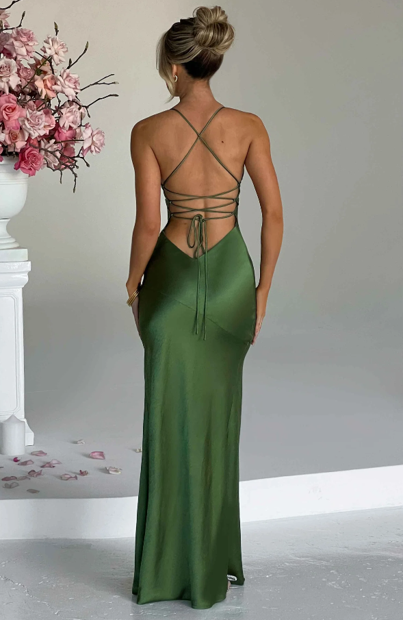 Damen Maxikleid mit Beinschlitz und elegantem Schnitt