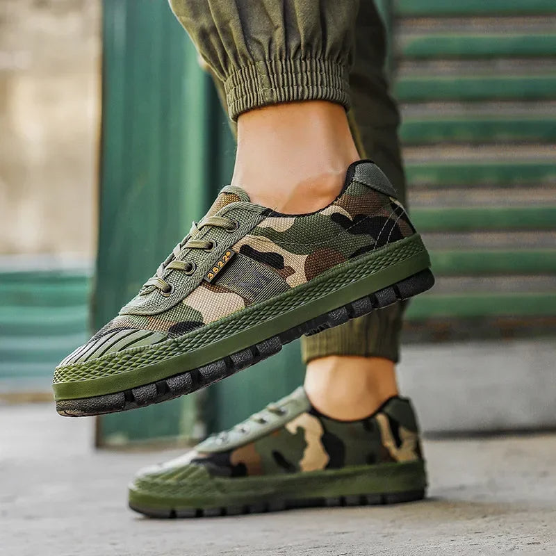 Herren Sneaker mit Camouflage-Design für Outdoor