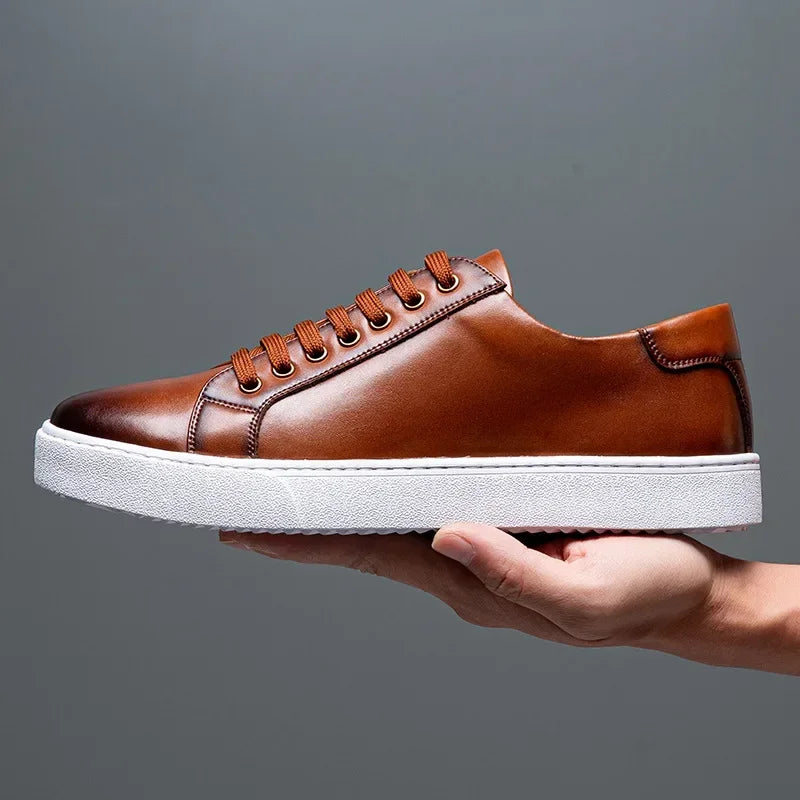 Herren Sneakers im zeitlosen Design | Bequeme Passform mit flacher Sohle