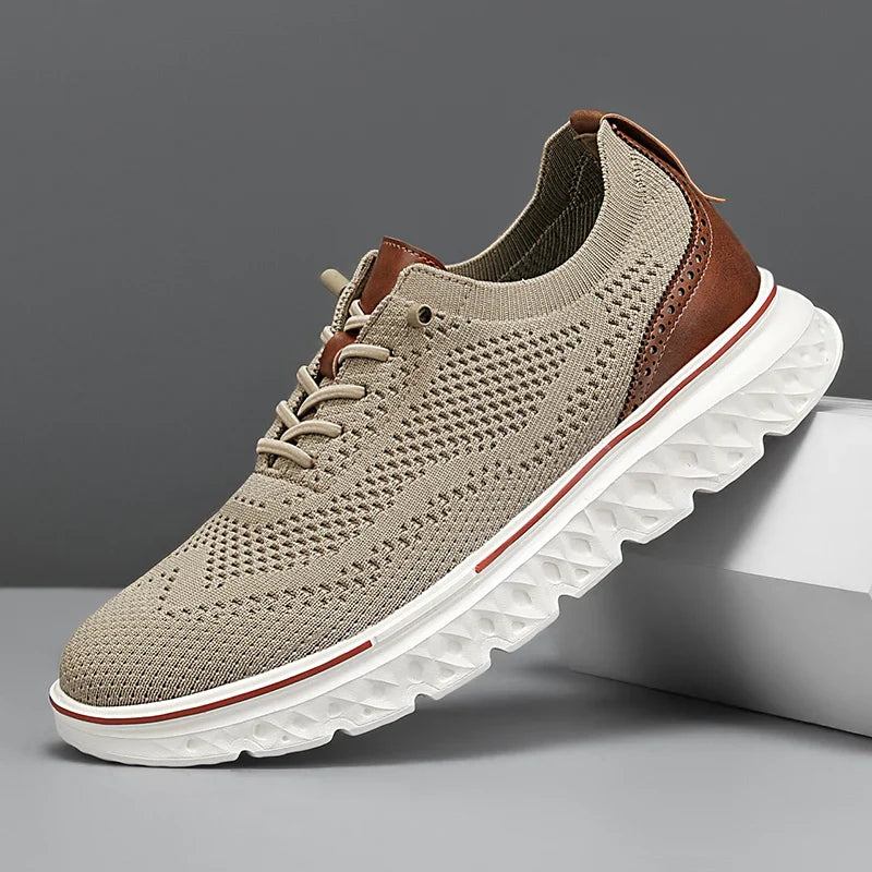 Herren Sneaker mit dicker Sohle und Schnürsenkel