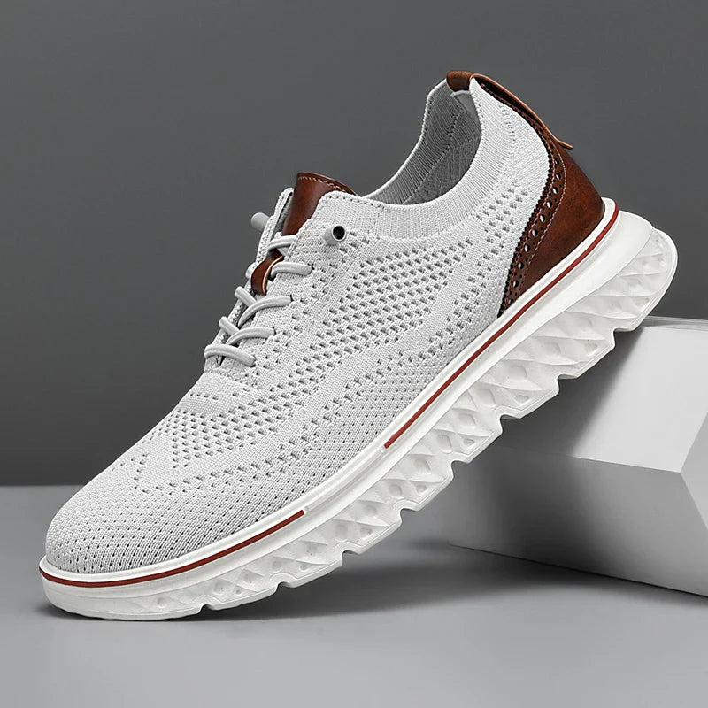 Herren Sneaker mit dicker Sohle und Schnürsenkel