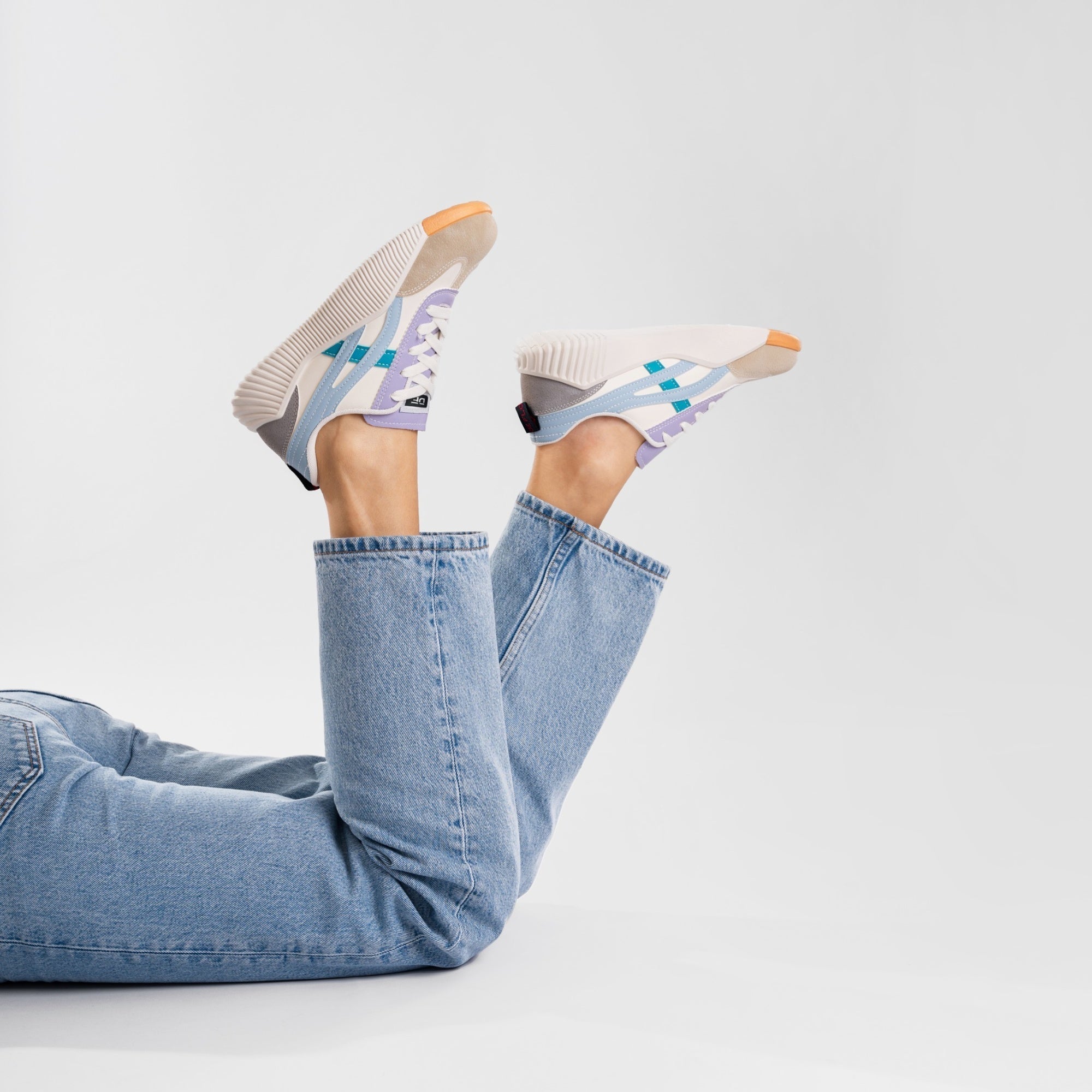 Damen Schnürung Streifen Detail Freizeit Sneaker