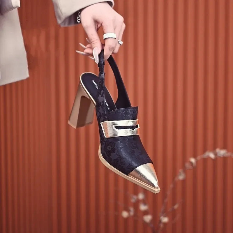 Damen Pumps mit Blockabsatz im eleganten Design