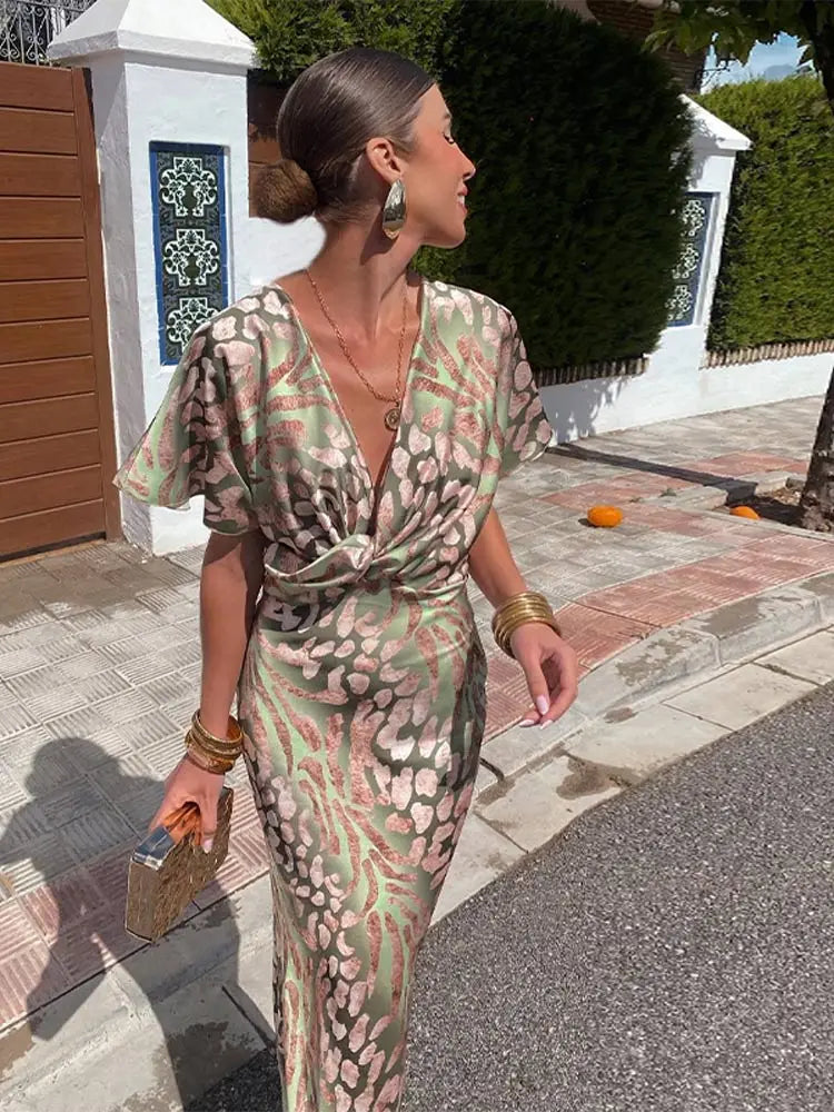 Damen Wickel-Midikleid mit klassischem Schnitt