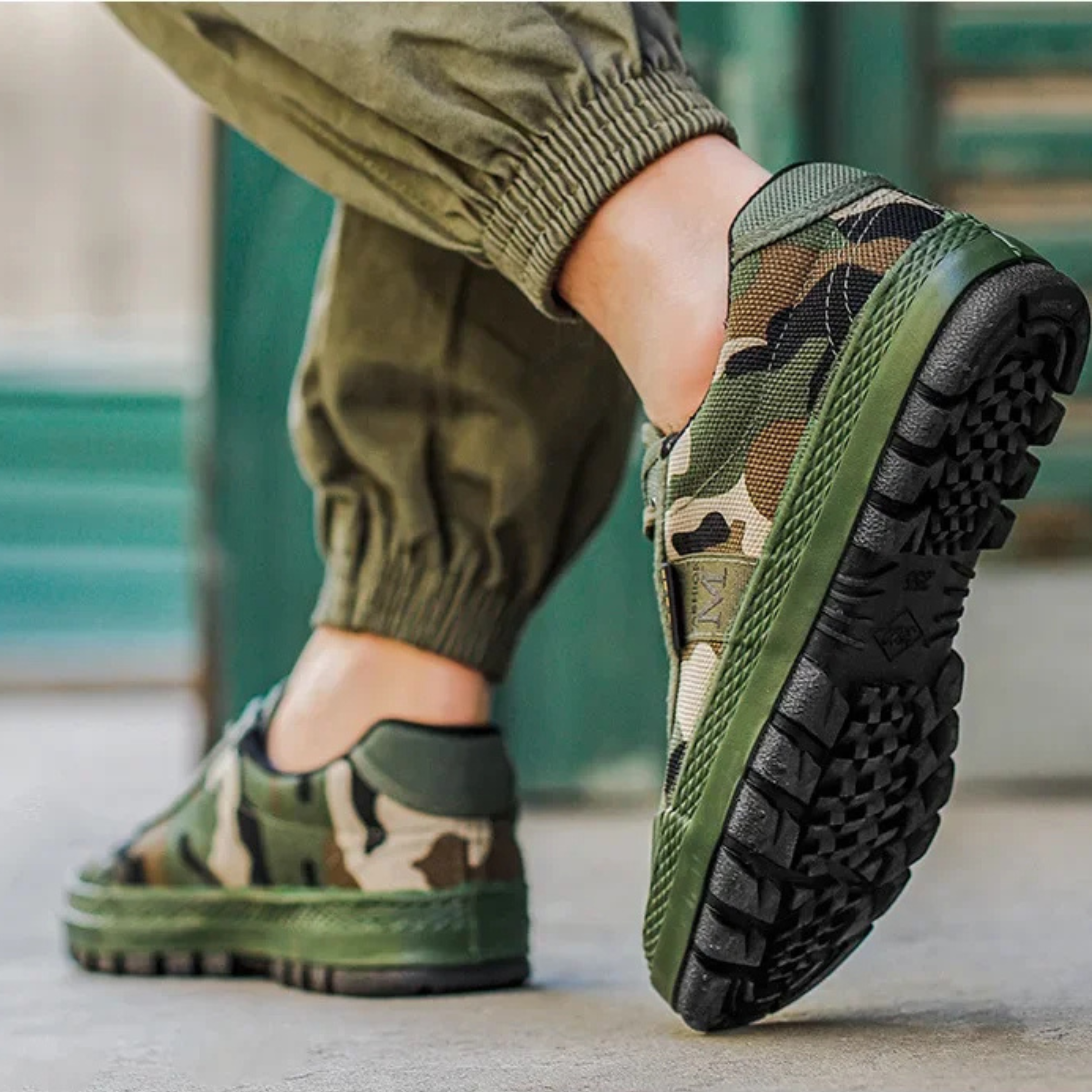 Herren Sneaker mit Camouflage-Design für Outdoor