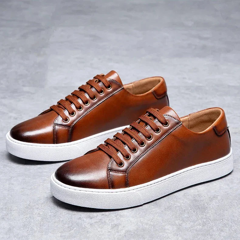 Herren Sneakers im zeitlosen Design | Bequeme Passform mit flacher Sohle