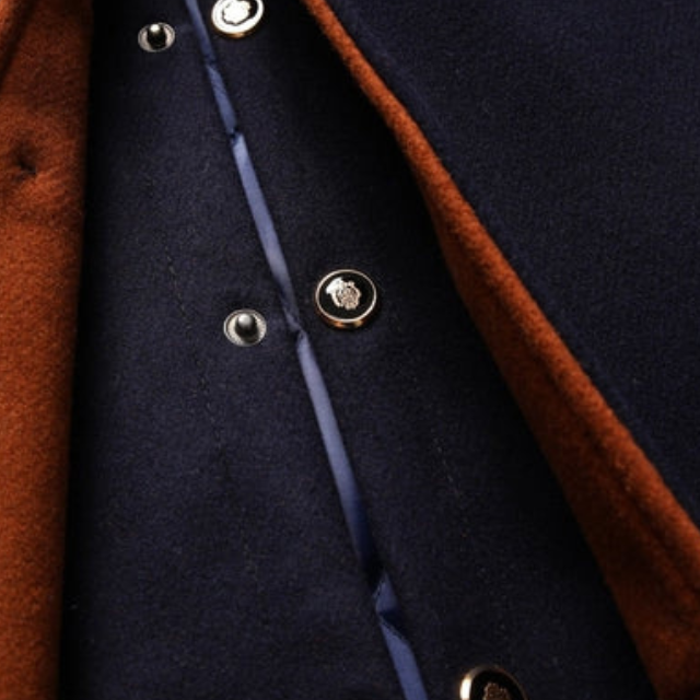 Mittellanger Wintermantel aus Wollmischung