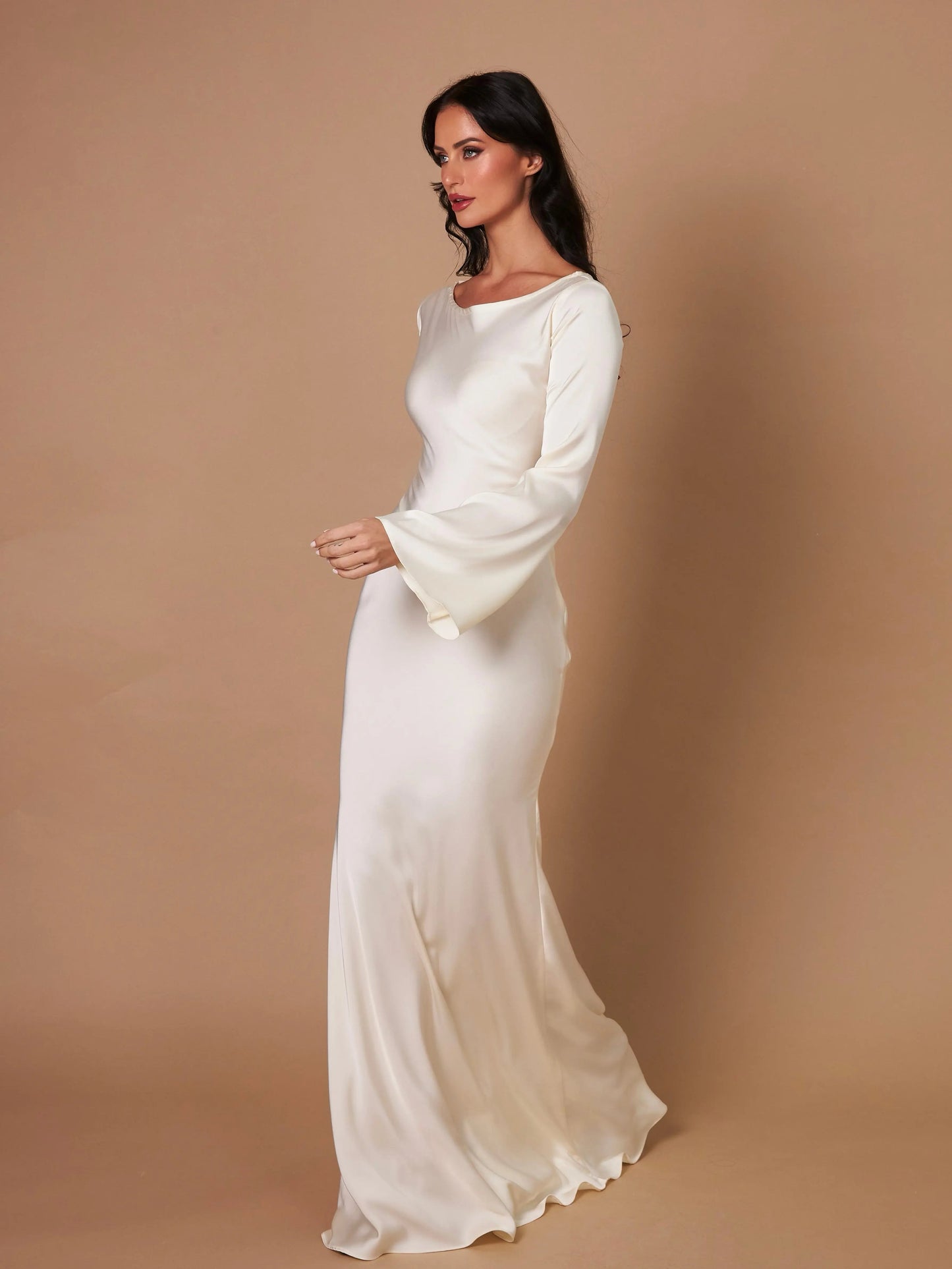 Katja | Damen Elegantes Satin Maxikleid mit langen Ärmeln